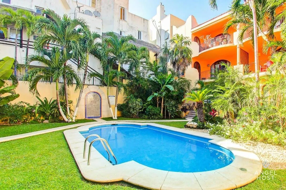 Nyaraló Steps To 5Th Ave Pool Onsite & Walk To Beach Playa del Carmen