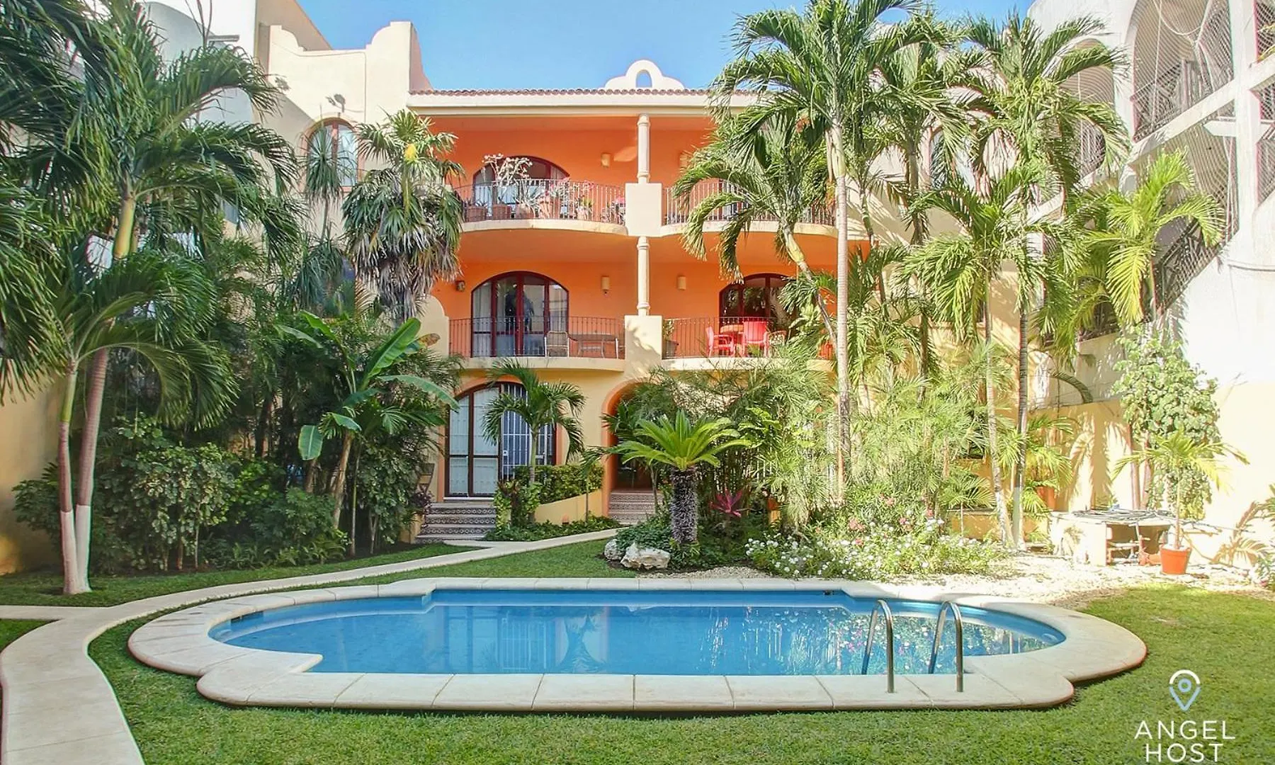 Holiday home Steps To 5Th Ave Pool Onsite & Walk To Beach Playa del Carmen